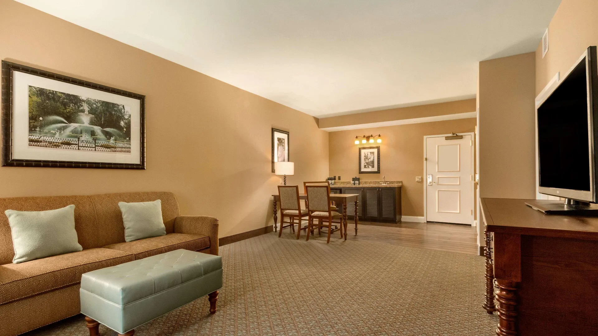 **** Hotel Embassy Suites Savannah Historic District États-Unis