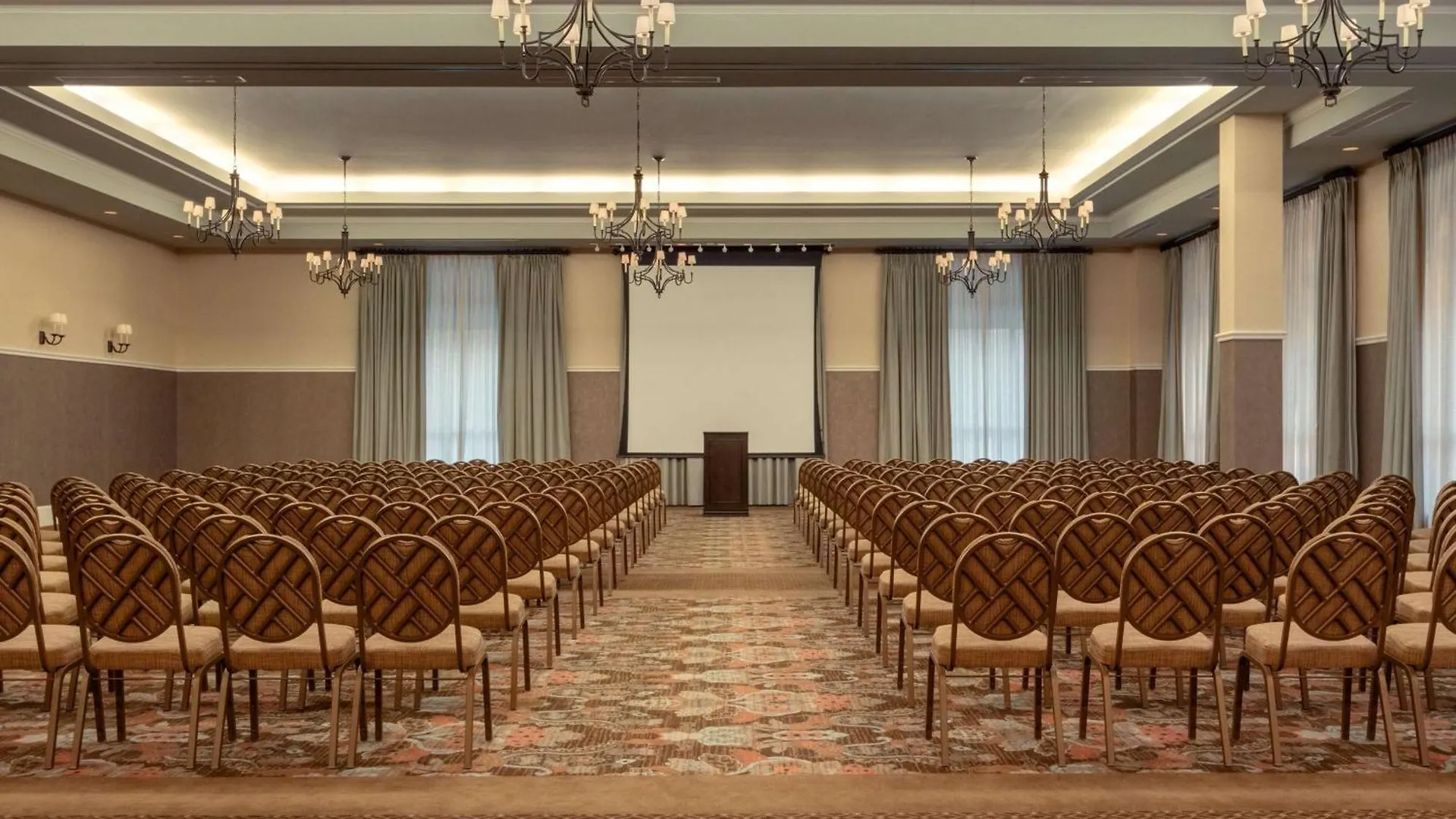 Embassy Suites Savannah Historic District 4*,  États-Unis