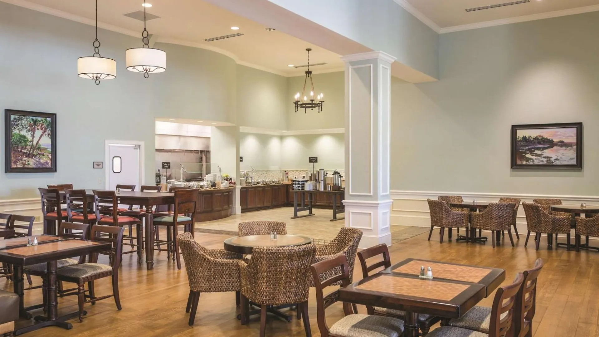 Hotel Embassy Suites Savannah Historic District